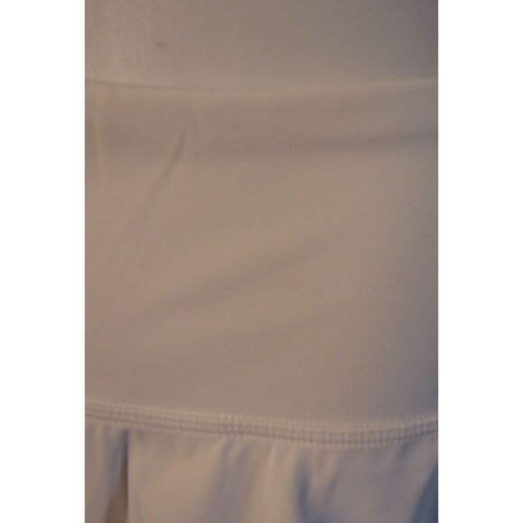 Old Navy Active Powersoft L White Extra High-Rise Go-Dry Skort Athletic Skirt - Picture 2 of 3